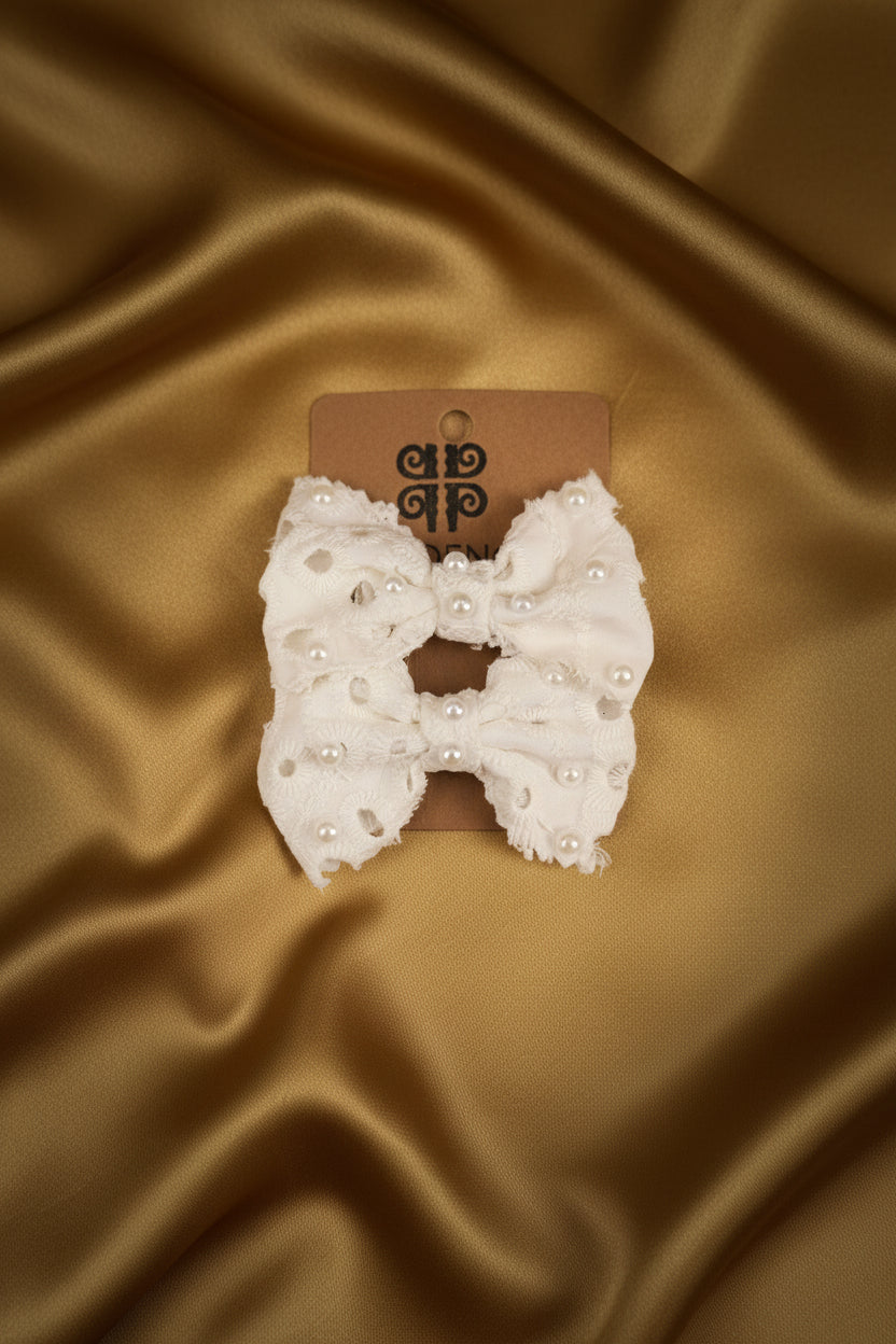 Ivory Pearls Bow Collection